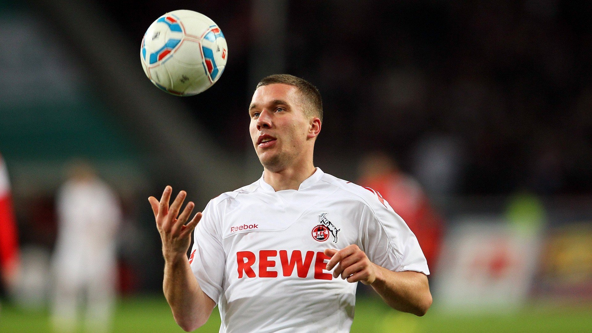 南非羚羊队:通过强力防守稳住局势,再以迅猛进攻展开反击,南非羚羊角