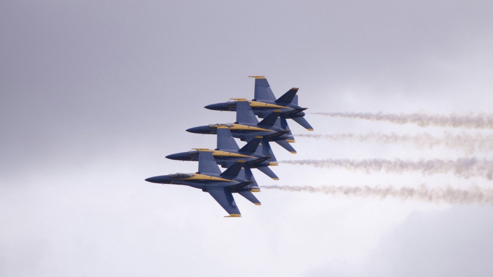 开云体育下载-史密斯后半程爆发力成为夺冠关键，史密斯动作