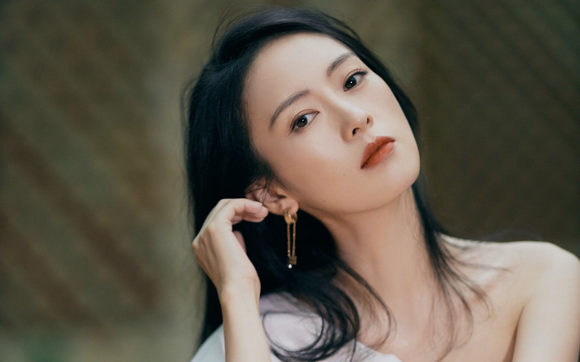 开云体育官网app-浓眉抢断致胜湖人带动全队节奏，湖人浓眉打什么位置